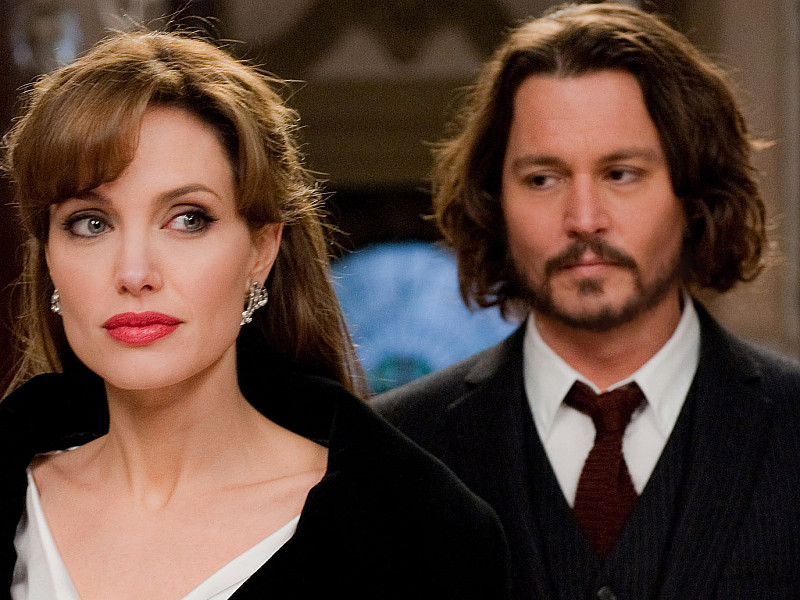 Анджелина Джоли не советует  Джонни Деппу жениться